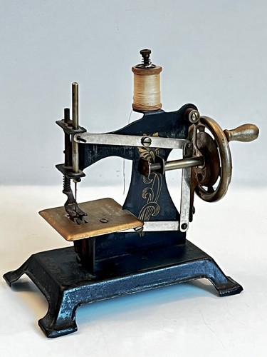Machine coudre enfant en - machine, d'enfant