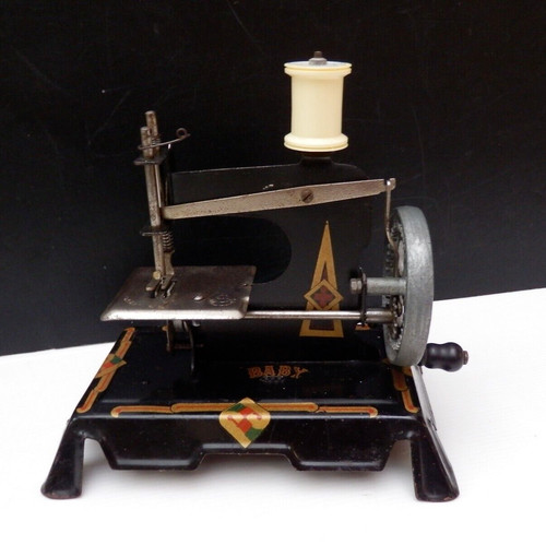 Jouet ancienne machine - ancienne, a