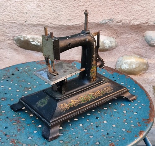 Ancienne machine coudre - machine,