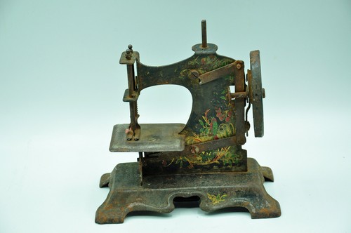 Ancien jouet machine - , coudre
